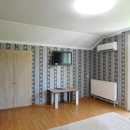 Akaki'S Guesthouse Borjomi Εξωτερικό φωτογραφία