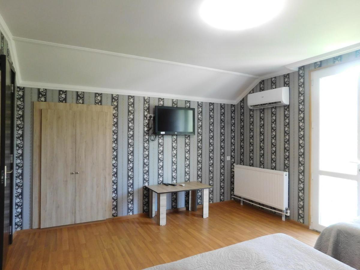 Akaki'S Guesthouse Borjomi Εξωτερικό φωτογραφία