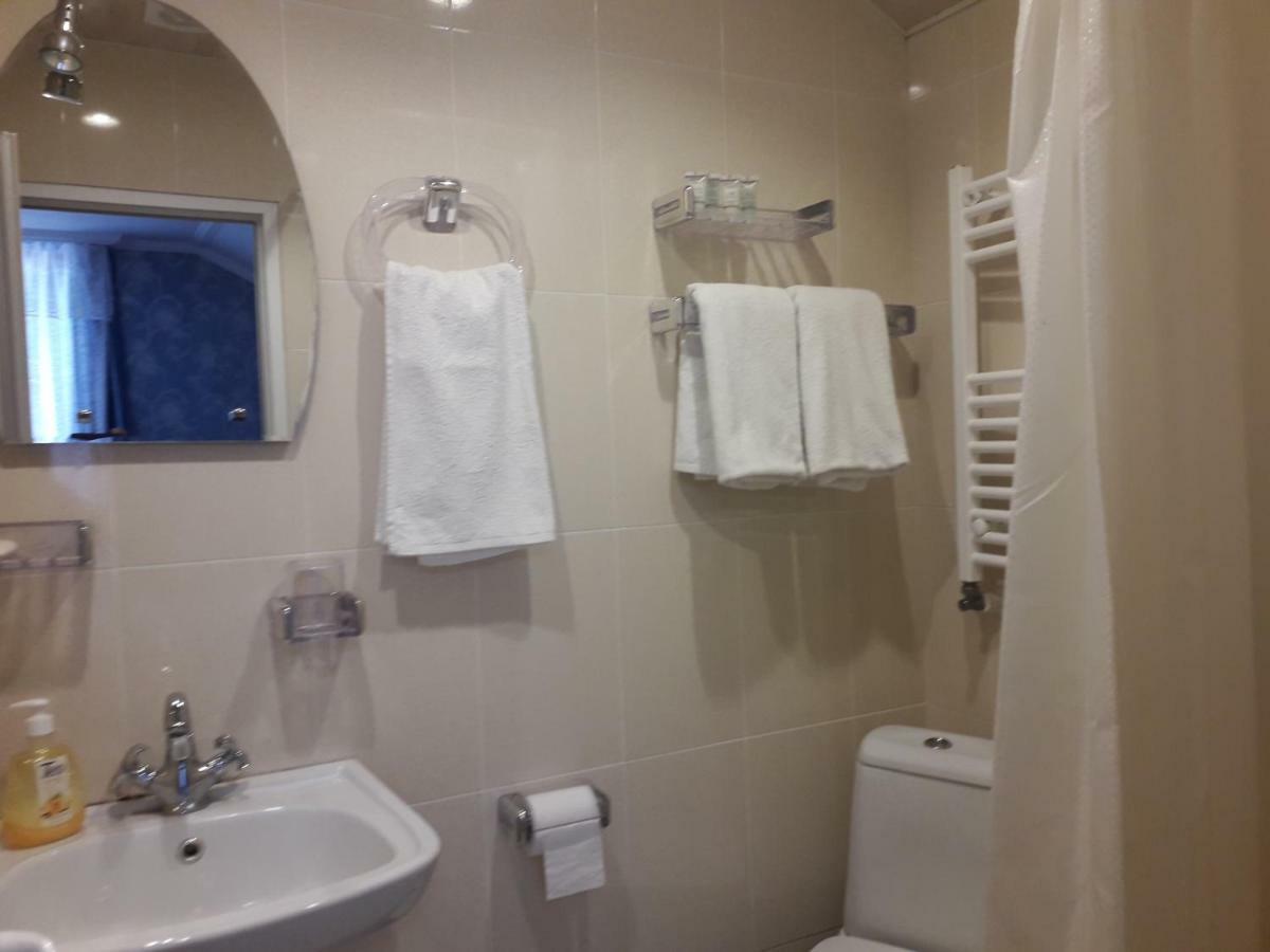 Akaki'S Guesthouse Borjomi Εξωτερικό φωτογραφία