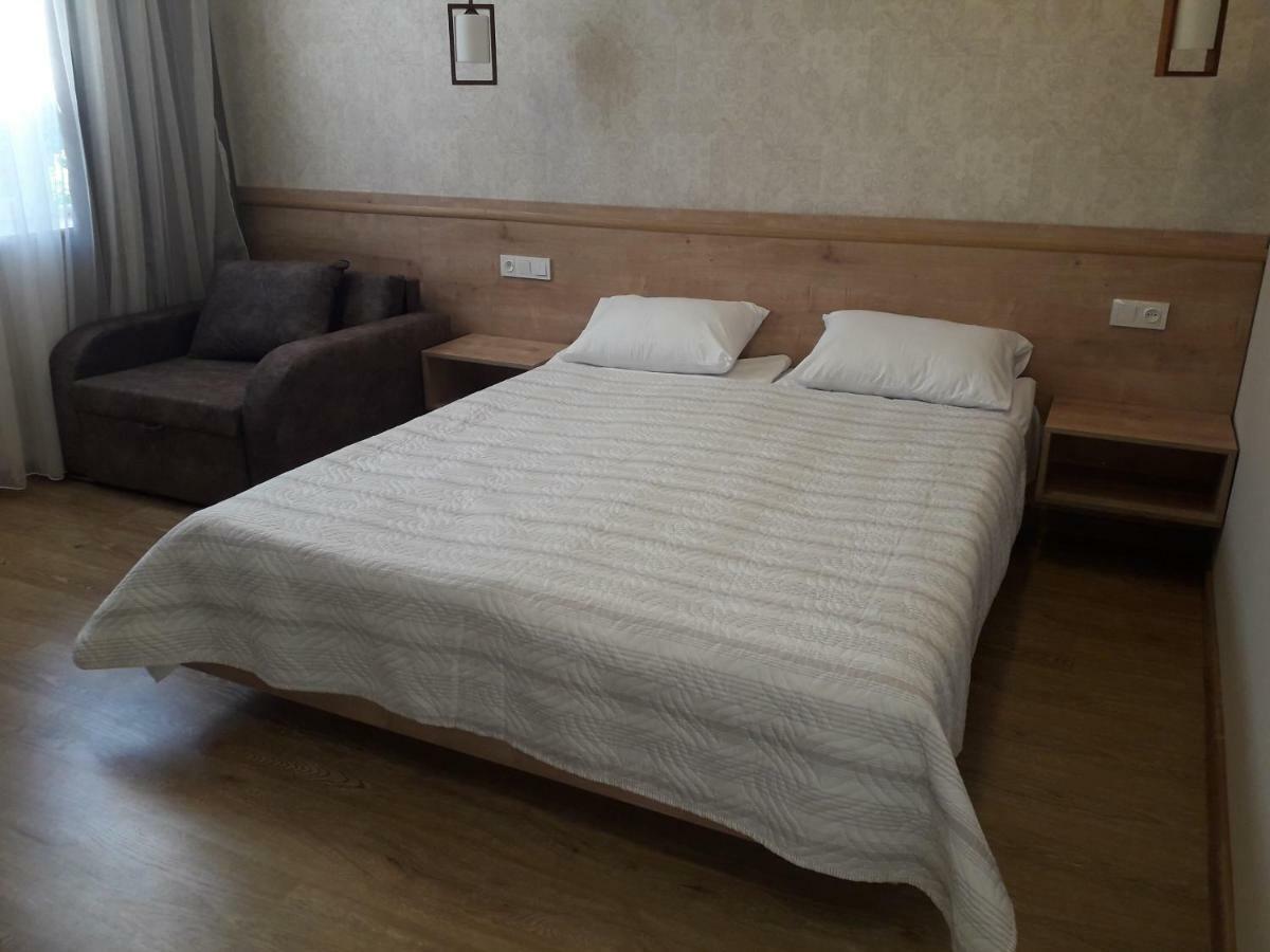 Akaki'S Guesthouse Borjomi Εξωτερικό φωτογραφία
